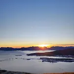 By The Sea In Vesteralen Villa